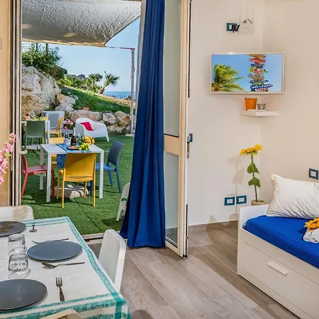 Perterrepermari A 2 Km Da Riserva Dello Zingaro